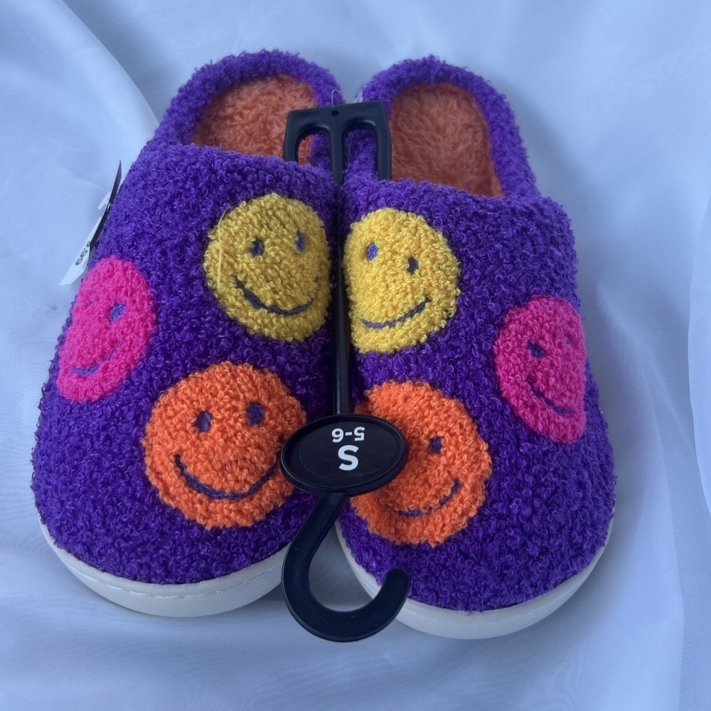 Slippers Purple Smiley Face Orange Interior Women's Size S 5/6 Slip On Hard Sole